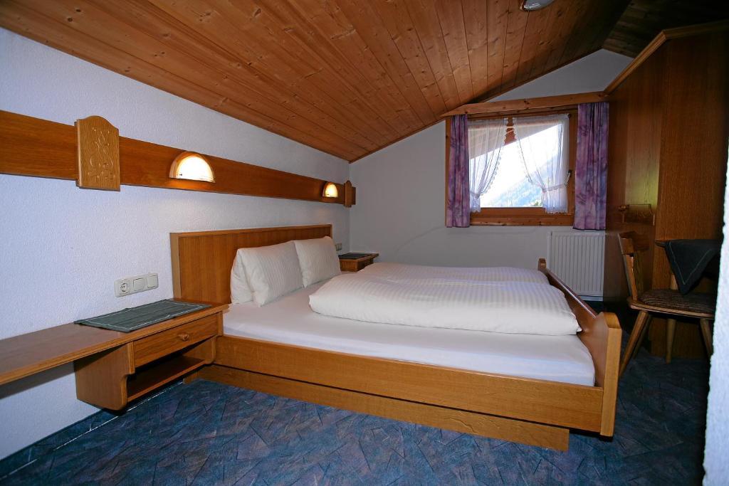 Apart Kirschner Sankt Leonhard im Pitztal Room photo